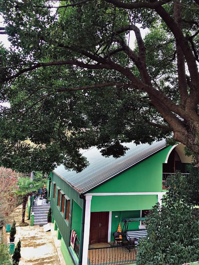 Apartment Green House ماكينجاوري المظهر الخارجي الصورة